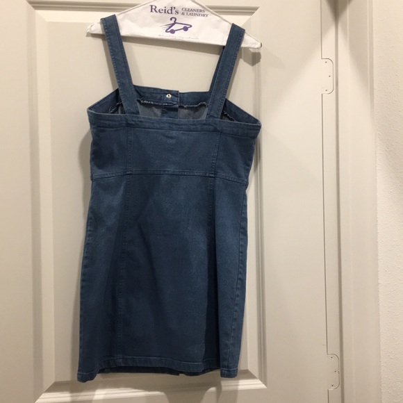 Junior jumper size medium never worn - Picture 3 of 3